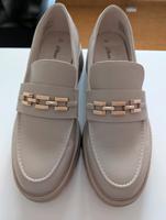 Loafer Damen in Creme  fast Neu Baden-Württemberg - Donaueschingen Vorschau
