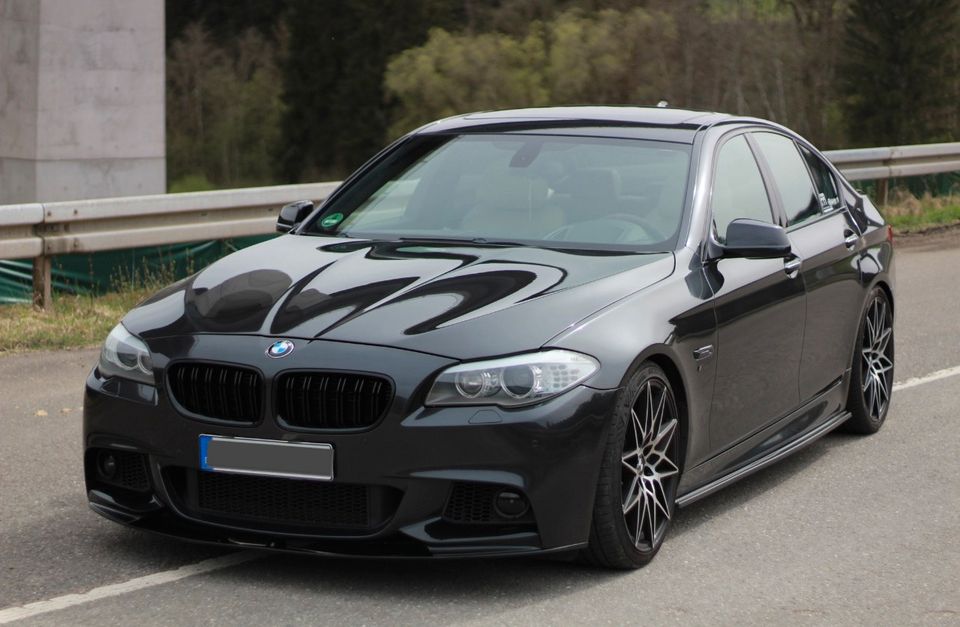 BMW 5er F10  (550i) in Donaueschingen