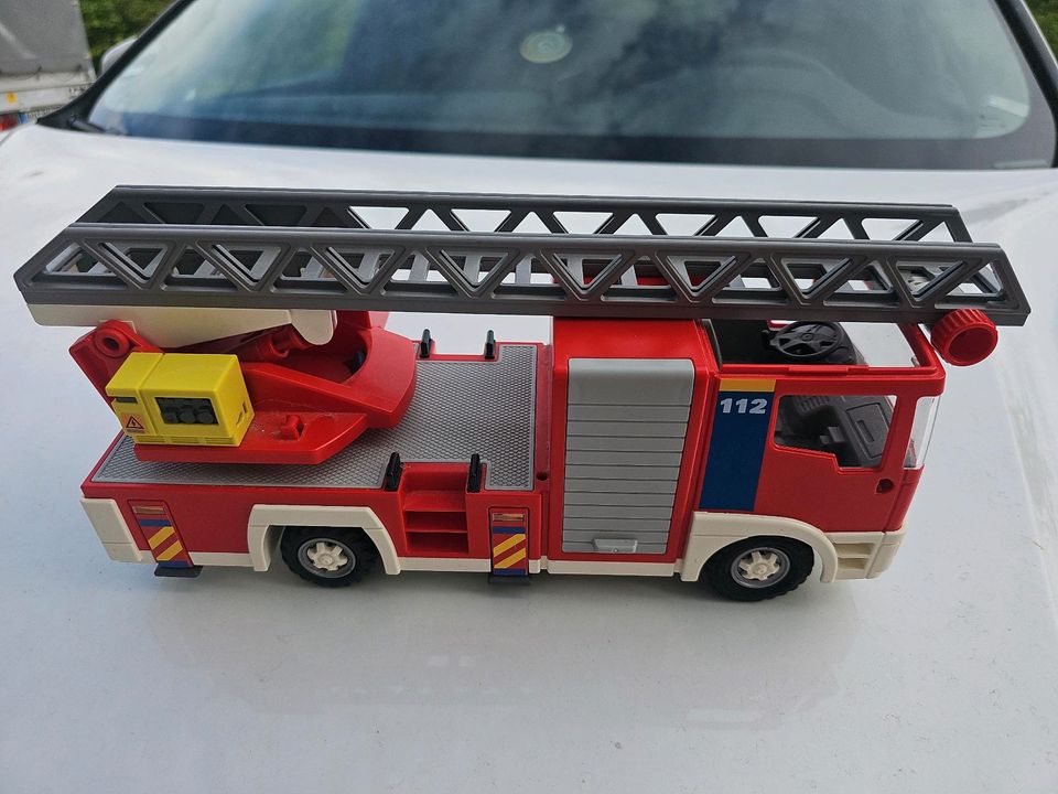 Playmobil Feuerwehrauto in Colmberg
