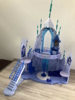 Eiskönigin Eispalast Palast Barbie Mattel Schloss Haus blau Baden-Württemberg - Ettlingen Vorschau