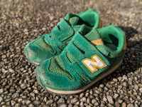 New Balance Sneaker Turnschuhe Schuhe grün 24 Bayern - Baldham Vorschau