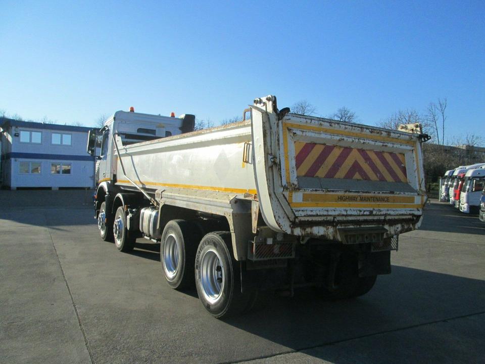 Mercedes-Benz AROCS 3243 K 8 X 4 Kippmulde*EURO 6*RECHTSLENKER in Riederich