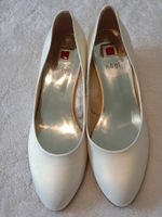 Högl Schuhe Studio 40 champagne goldweiss Leder Pumps Gr. 38 Nordrhein-Westfalen - Moers Vorschau