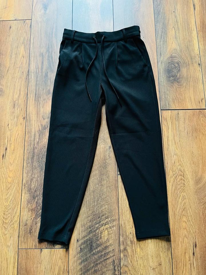 ONLY ONLPOPTRASH-SALLY easy  Noos Hose Jogger, Gr. S L30 #neu in St. Ingbert