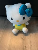 Plüschtier Hello Kitty Katze 30 cm Stofftier Frankfurt am Main - Eschersheim Vorschau