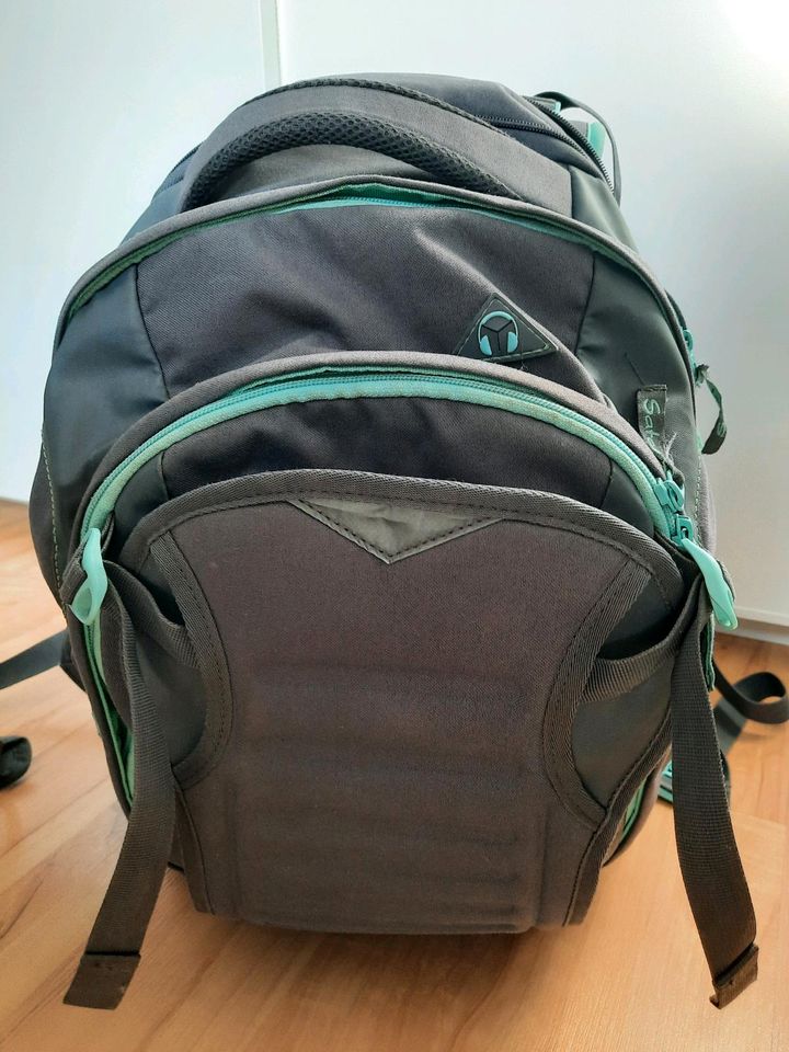 Satch Schulrucksack, Federmäpchen und Sporttasche in Langerwehe