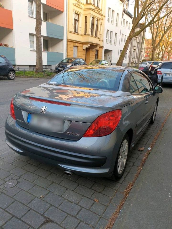 Peugeot 207 cc in Köln