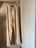 Lockere Hose Zara bei NEU mit Preisschild Rostock - Evershagen Vorschau