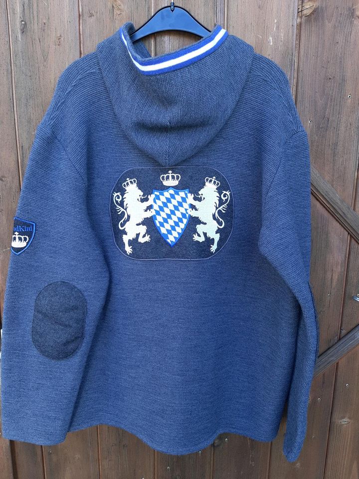 NEU…Trachtenjacke mit Bayrischem Wappen am Rücken in Sankt Wolfgang