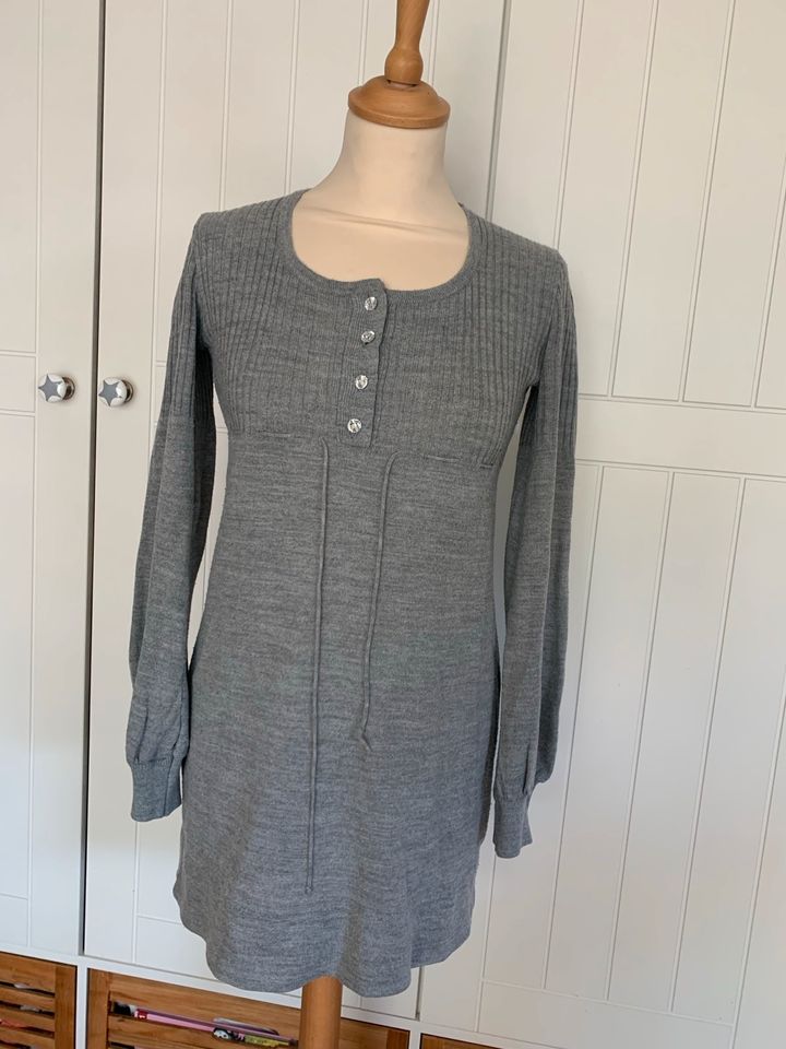 Bonprix Kleid Strickleid Gr. S grau in Reinhardshagen