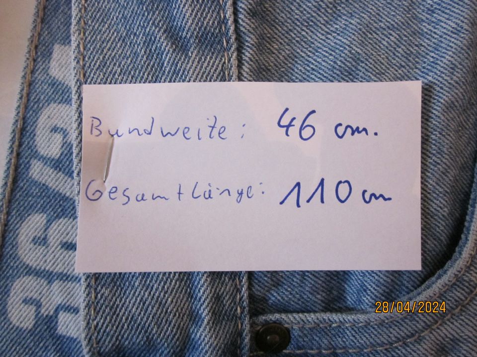 Biete hier eine  Herren Jeans der Marke HERO an Größe 36 / 34 in Albersweiler