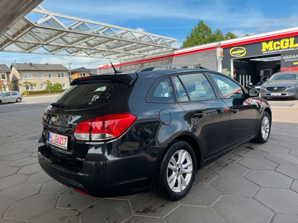 Chevrolet Cruze 1.4 in Lübeck