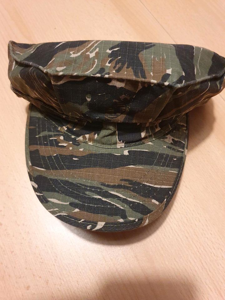 BDU Uniform von Tru-Spec gr,XL in Strehla