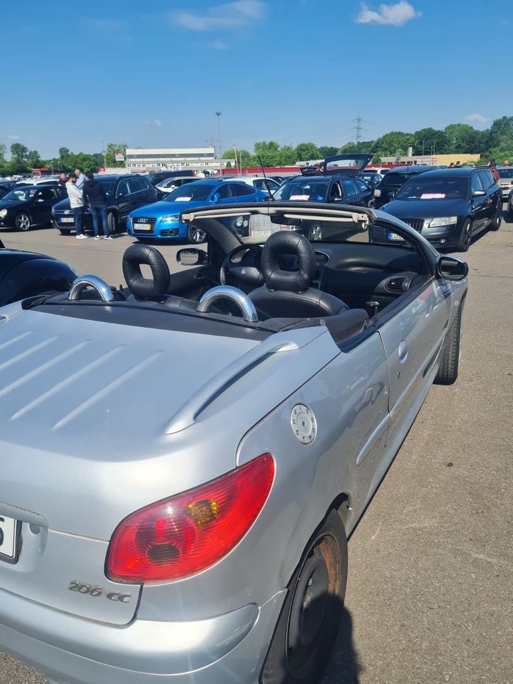 PEUGEOT 206 PC CABRIO in Essen