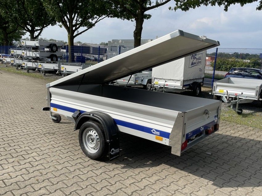 NEU PKW Anhänger Blyss 256x131x33cm Anhänger 1300kg zGG in Seesen