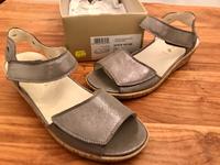 sandalen marke: waldläufer grösse 7  40,5 farbe: silber grau Bayern - Neustadt a. d. Waldnaab Vorschau