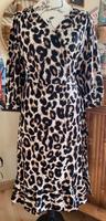 Only Kleid Leopardenmuster Animalprint neu Gr. 44 Rockabilly Nordrhein-Westfalen - Oberhausen Vorschau