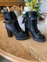 schwarze Stiefel Stiefeletten Wedges Ankleboots High Heels Nordrhein-Westfalen - Jüchen Vorschau