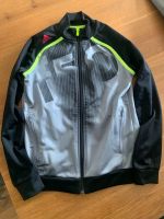 Adidas Trainingsjacke und -hose Größe  140 Nordrhein-Westfalen - Neuenrade Vorschau