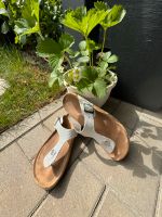 Damen Mädchen Sandalen Zehntrenner Größe 38 Weiß Hessen - Nidderau Vorschau