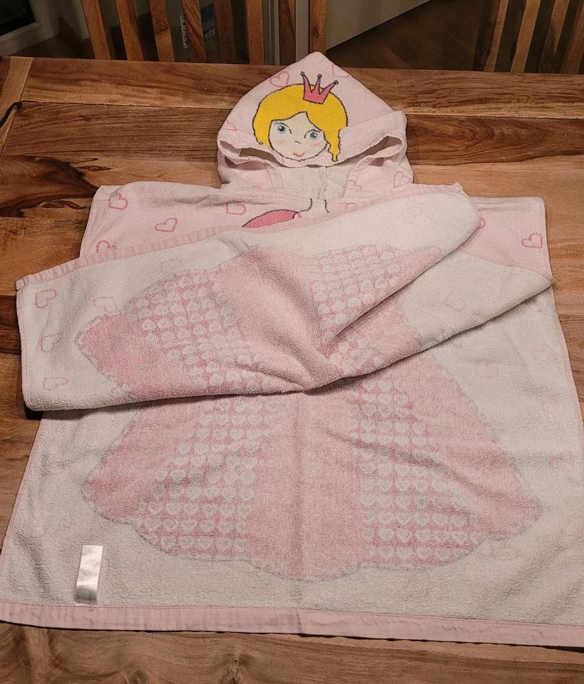 Prinzessin Poncho Handtuch Kind in Ried