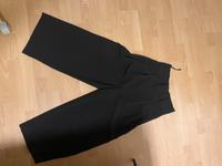 Schwarze  3/4 culotte von Cos Nürnberg (Mittelfr) - Mitte Vorschau