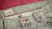 Tommy Hilfiger  Jeans Gr. W 36 Länge 34 in Grau Nordrhein-Westfalen - Düren Vorschau