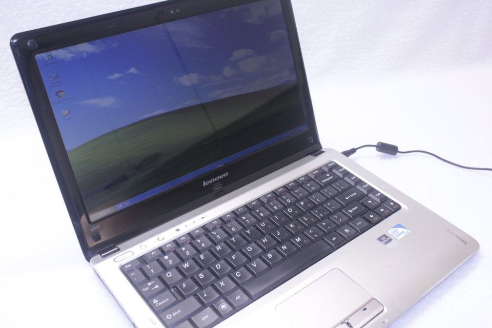 Lenovo Laptop Win XP 4GB RAM 13” 128 GB SSD in Riegelsberg