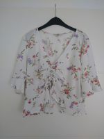 Gr 38 M Clockhouse Crop Top Oberteil weiß Blumen Bluse Raffung Leipzig - Schönefeld-Abtnaundorf Vorschau