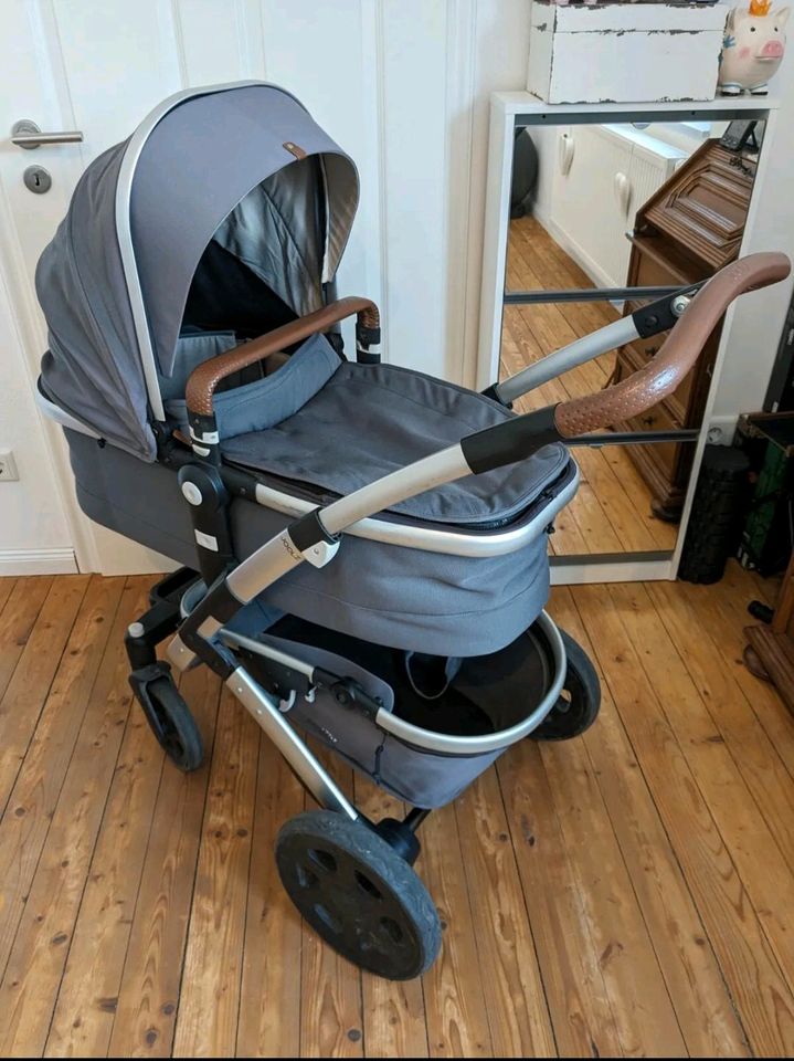 Joolz Geo 2 Kinderwagen mit Zubehör in Duisburg