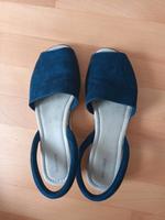 Sandalen Größe 40 dunkelblau Hessen - Rosbach (v d Höhe) Vorschau