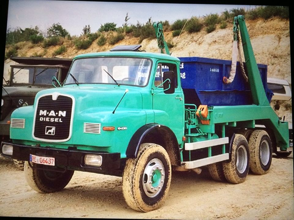 Oldtimer LKW Absetzkippaufbau ATLAS 60-70er Jahre in Herten