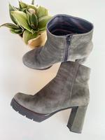 Maripé Stiefeletten, Boots Gr 40 Italien Hessen - Laubach Vorschau