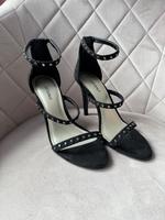 Catwalk High Heels Pumps Gr. 38 ähnlich Wildleder Brandenburg - Strausberg Vorschau