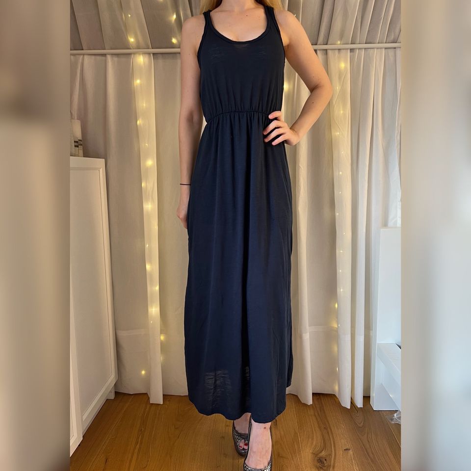 Sommerkleid Strandkleid XS S Spitze rückenfrei dunkelblau blau in Baden-Baden