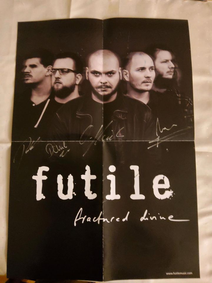 Futile - CD Sammlung inkl. Limiited Edition, Poster & Autogramme in München