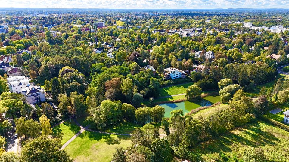 EXKLUSIVE GRÜNDERZEITVILLA-- für 1 bis 3 Parteien- am Park- mit traumhaftem Parkblick in Berlin