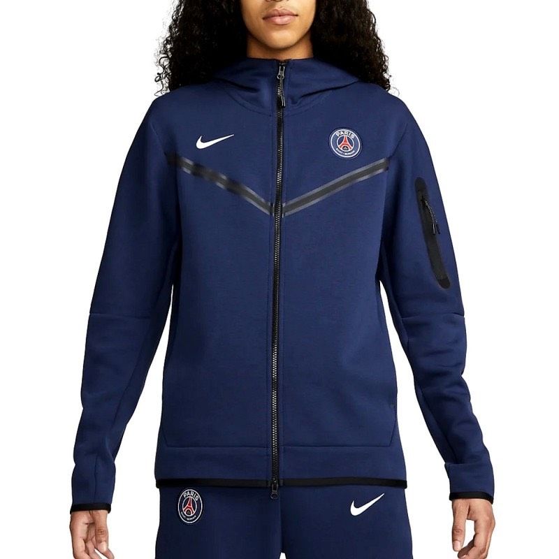 Nike Tech Fleece Psg in Hanau