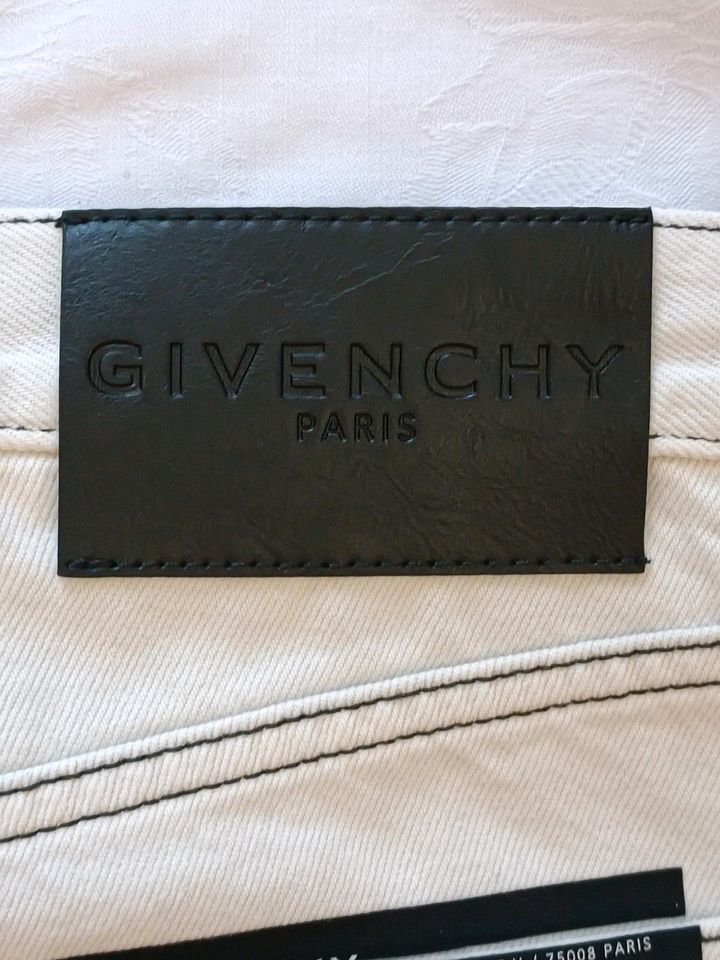 Givenchy Jeans Neu Unisex 3 AV George V / 75008 Paris Relax Fit in München