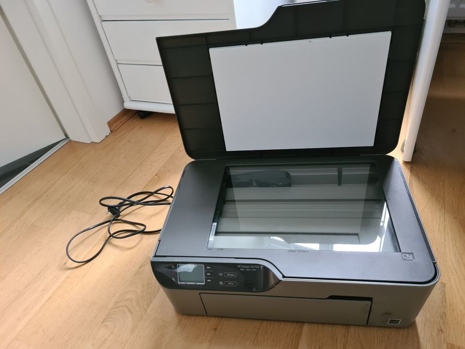 Drucker Scanner Multifunktionsgerät HP Deskjet 3070A vmtl. defekt in Leipzig