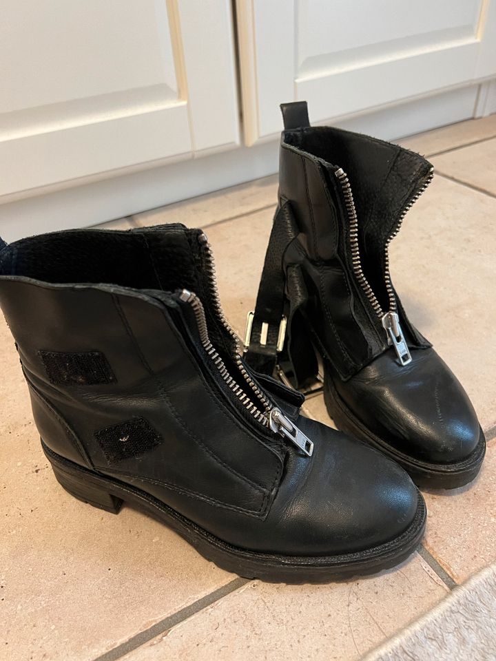 Sacha echtes Leder  Stiefeletten Boots schwarz 37 in Ratingen