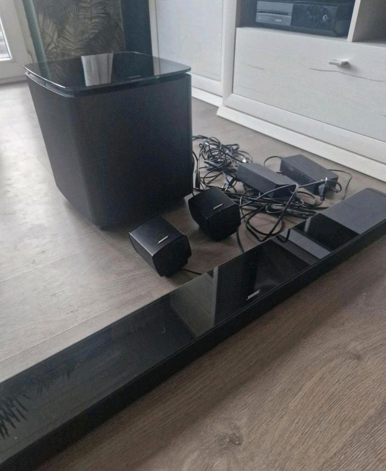 BOSE Sound Bar 700 + Speaker + Bass Modul in Bruchköbel