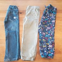 Mädchen Hose Jeans mit Nieten Größe 104 Sommer stoffhose H&M alan Baden-Württemberg - Kippenheim Vorschau