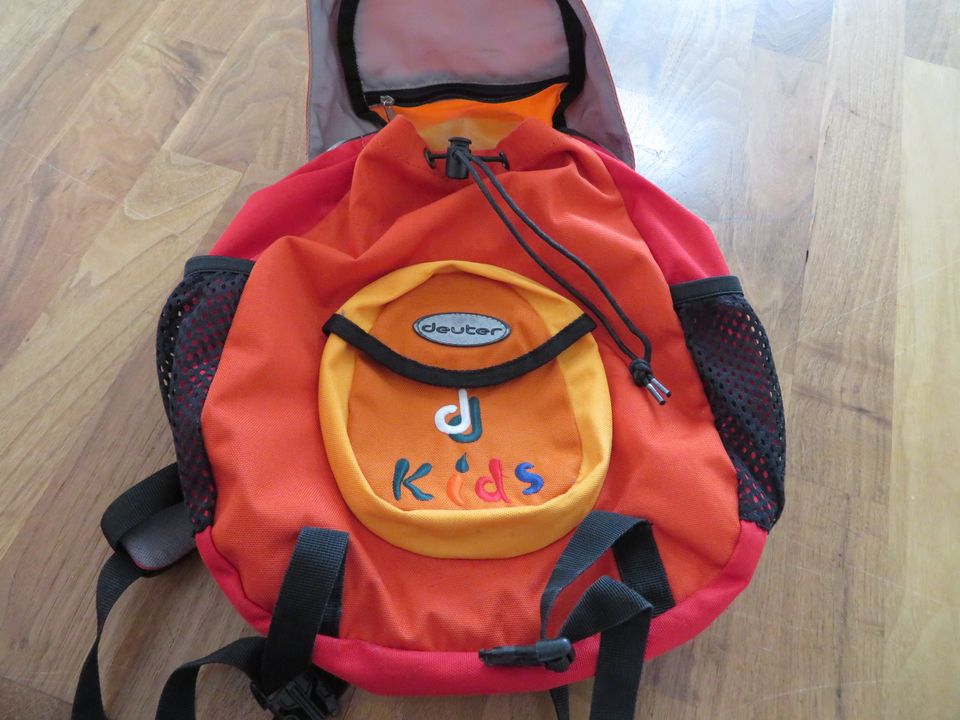 7l Deuter kids Rucksack rot-orange für den Kindergarten in Braunschweig