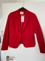 Moderner, taillierter roter Blazer in Gr. 38 mit Etikett Westerwaldkreis - Boden Vorschau