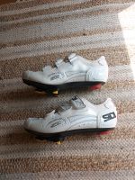 Sidi Rennrad Schuhe Carbon Millennium Damen weiß  Gr. 39 Nordrhein-Westfalen - Königswinter Vorschau