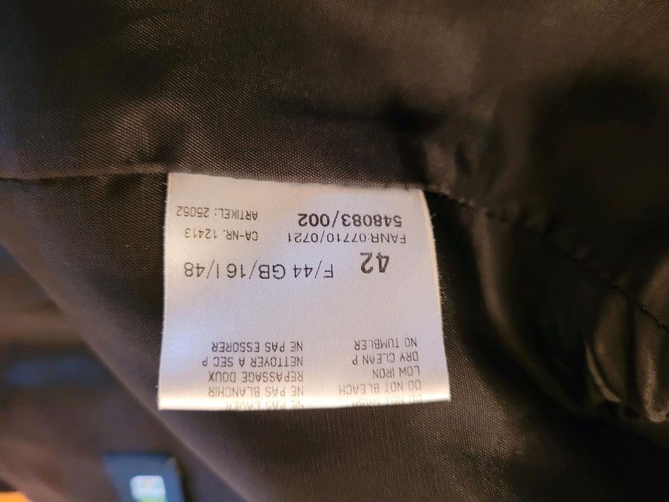 Basler Blazer Jacke 42 in Erftstadt