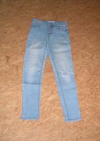 schöne Jeans 32 34 inch 26 / 27 ripped hell Knöpfe  neuwertig Bayern - Hainsfarth Vorschau