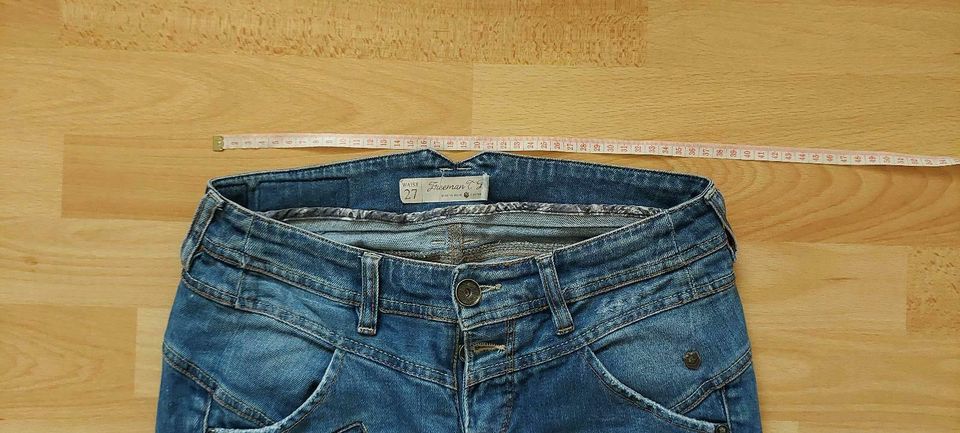 Freeman T. Porter Jeans Gr. 27 in Usedom