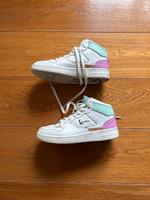 Karl Kani Hightop Sneakers Gr. 41 weiß Hessen - Maintal Vorschau